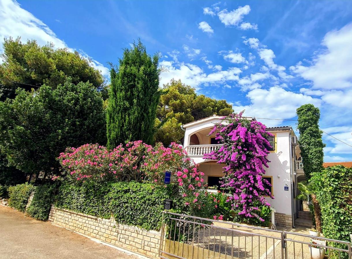 Apartment Luna Vodice Kültér fotó